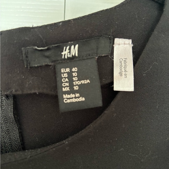 Med H&M short sleeve - Picture 4 of 6